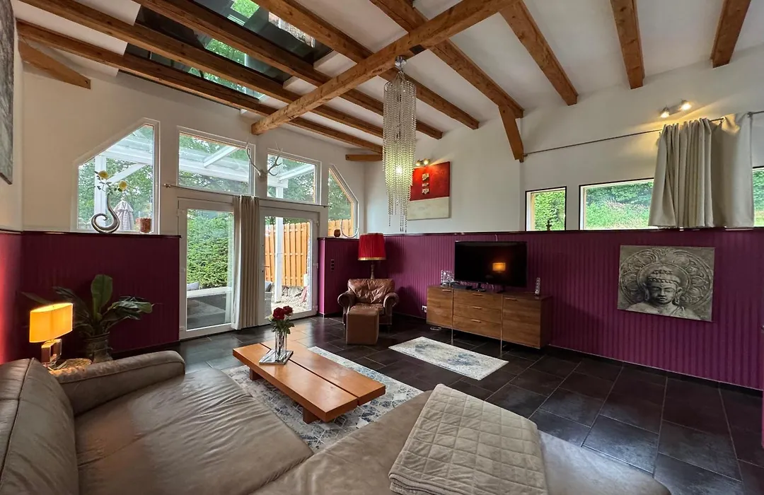 Chalet Stahl - Ferienhaus mit Pool-1